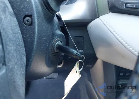 2016 Toyota Rav4 Xle from USA, damaged, VIN JTMWFREV7GJ069290